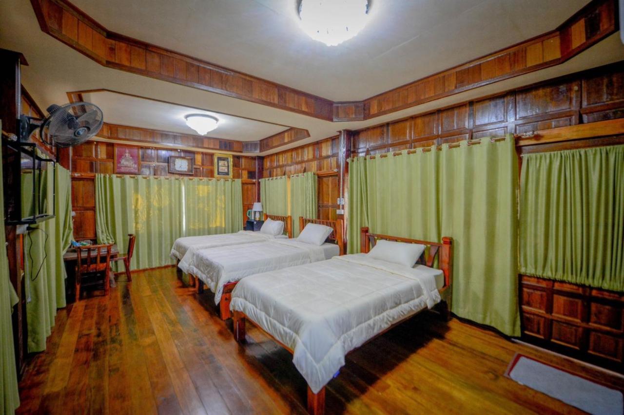 Mrk Resort & Massage Lop Buri Exteriör bild