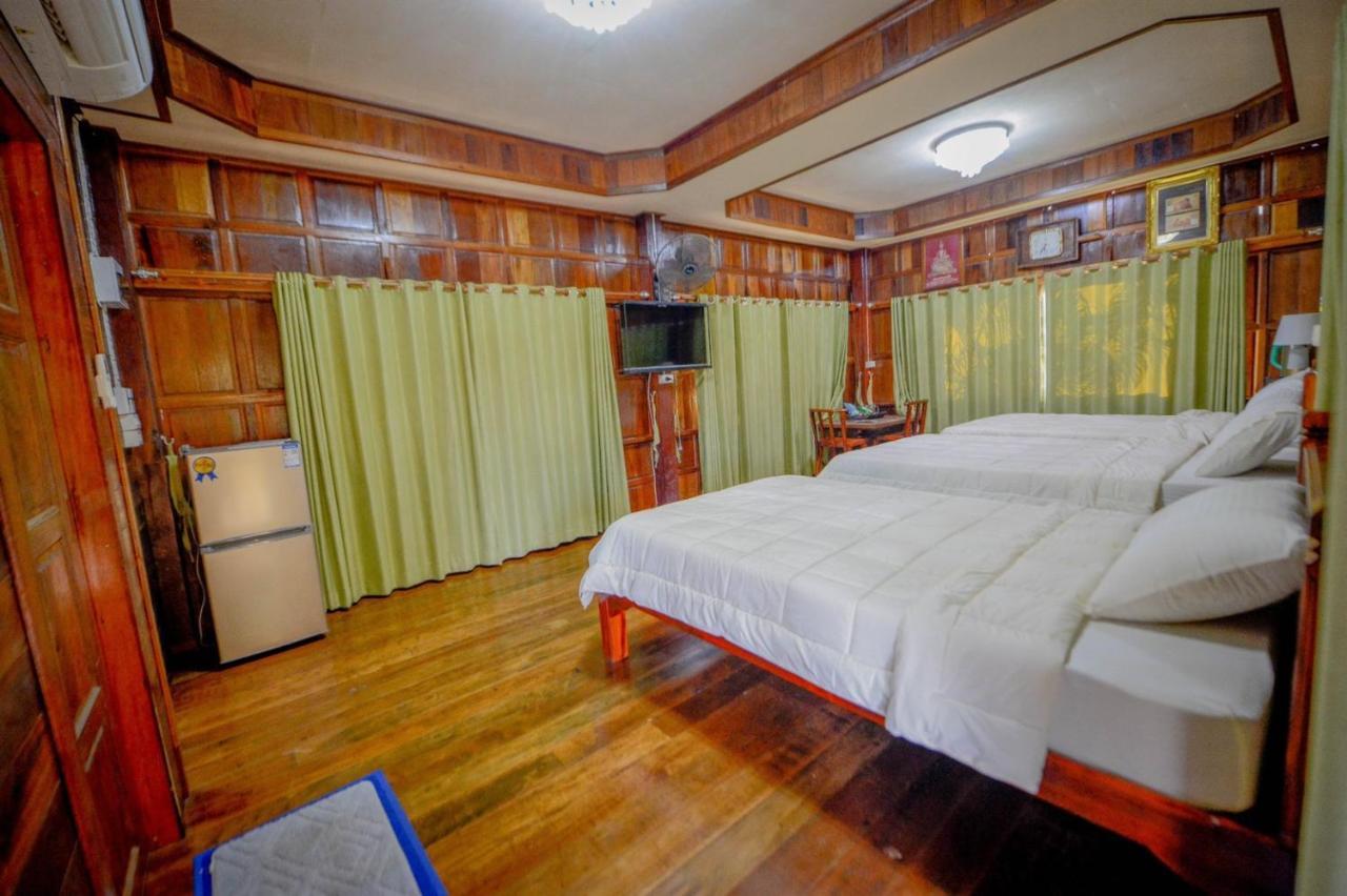 Mrk Resort & Massage Lop Buri Exteriör bild